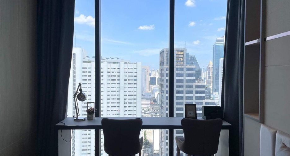 Wohnung zur Miete mit 1 Zimmer in Bang Rak, Bangkok