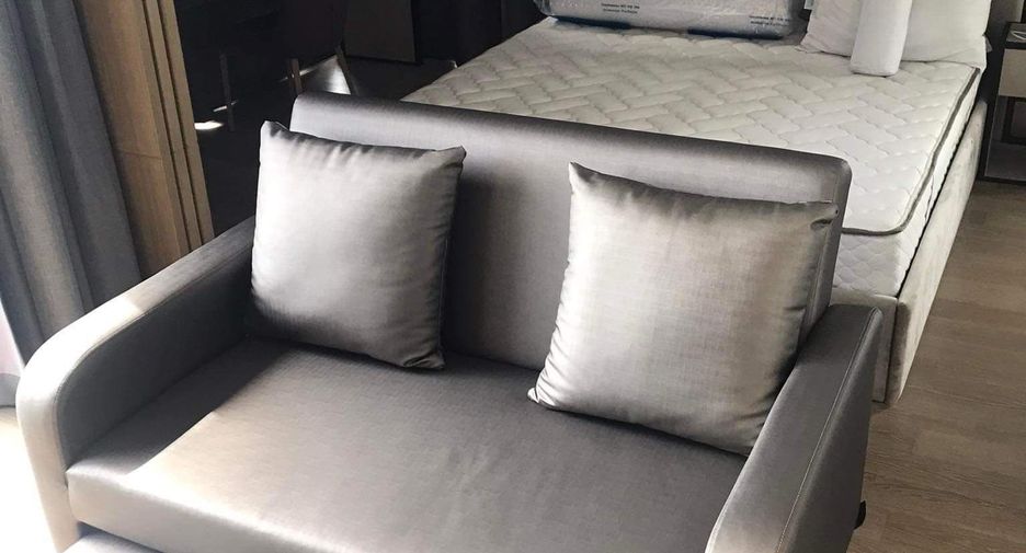 Wohnung zur Miete mit 1 Zimmer in Bang Rak, Bangkok