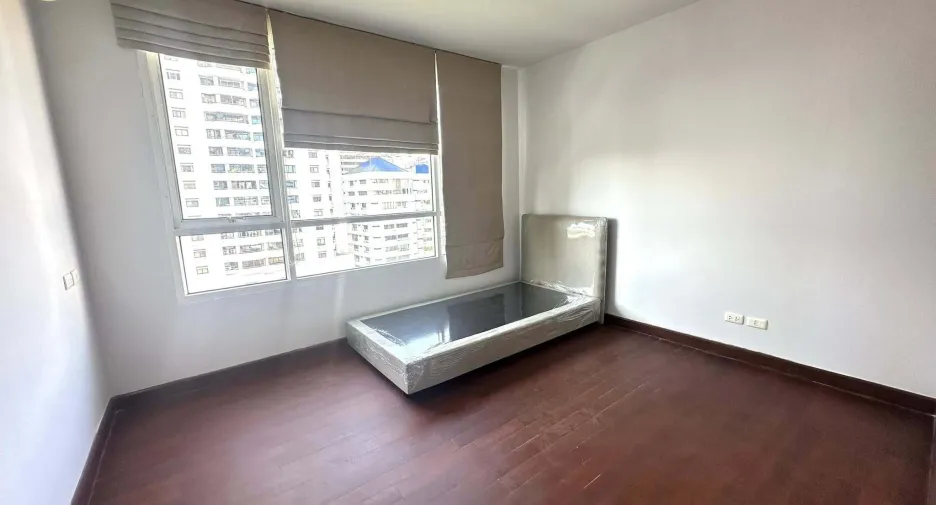 ให้เช่า 2 ห้องนอน คอนโด ใน วัฒนา, กรุงเทพฯ