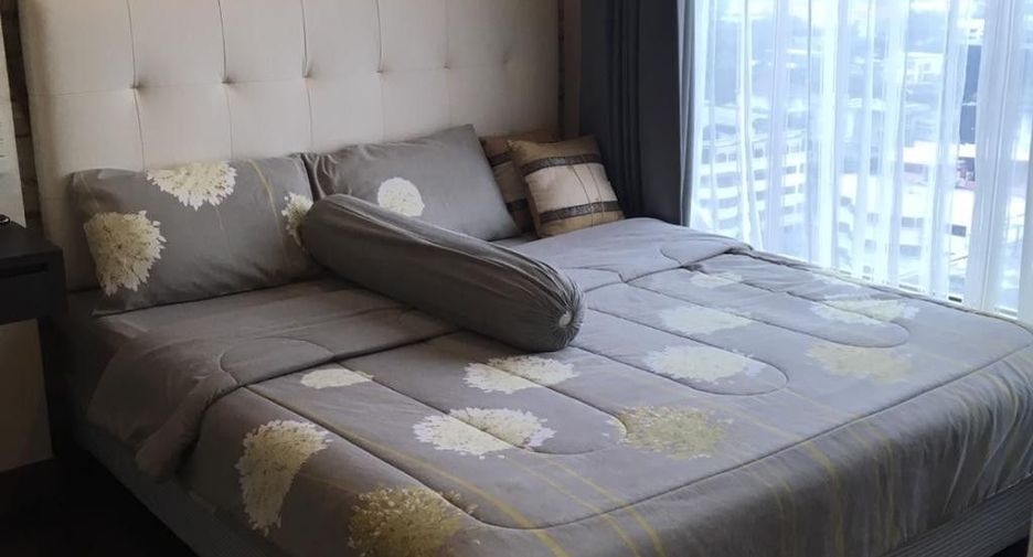 À louer 1 chambre condo à Watthana, Bangkok