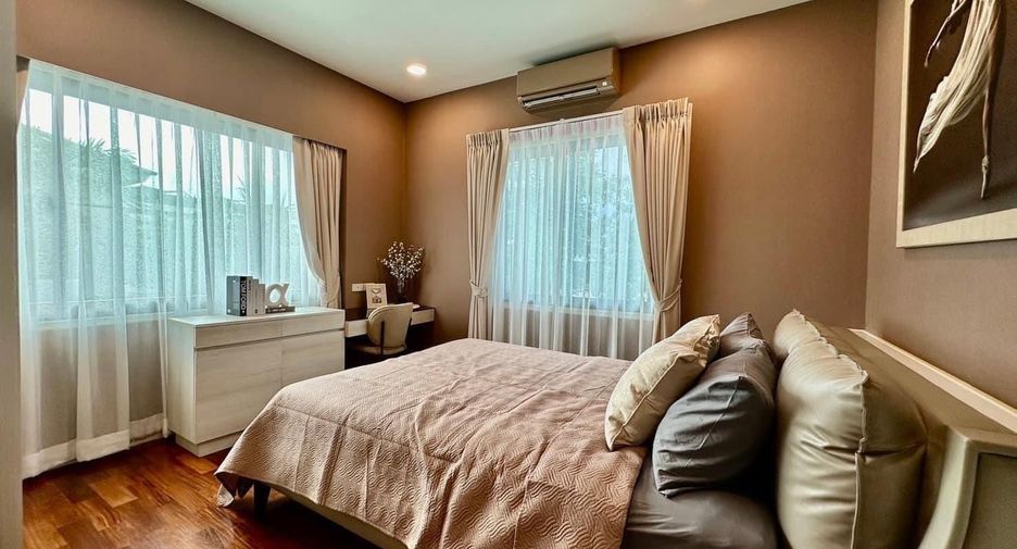Haus zur Miete mit 5 Zimmer in Lat Krabang, Bangkok