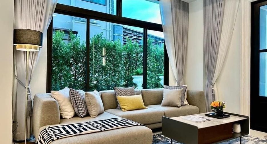 Haus zur Miete mit 5 Zimmer in Lat Krabang, Bangkok