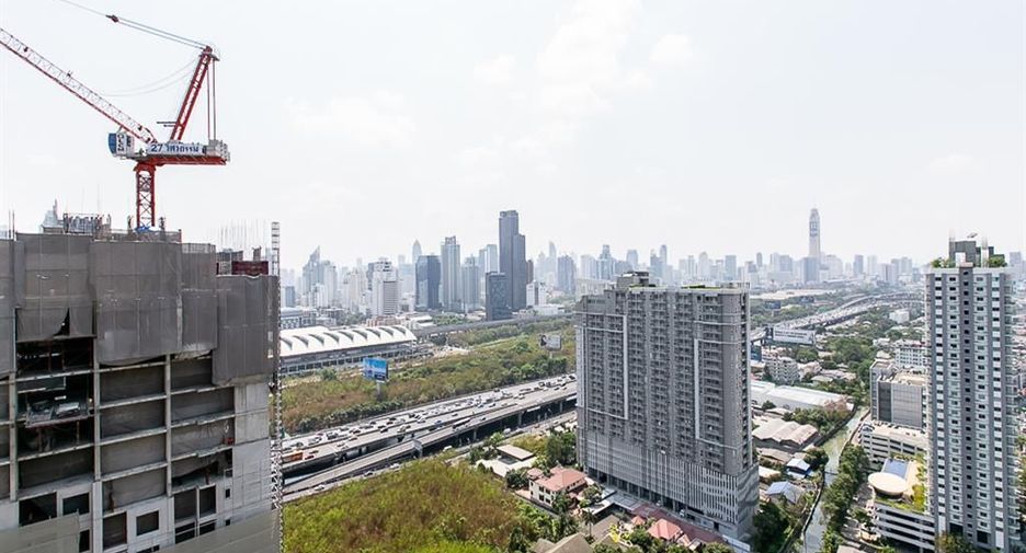 出租 1 卧室 公寓 在 Huai Khwang, 曼谷