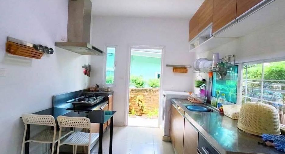 For rent 3 bedrooms house in Sai Mai, Bangkok