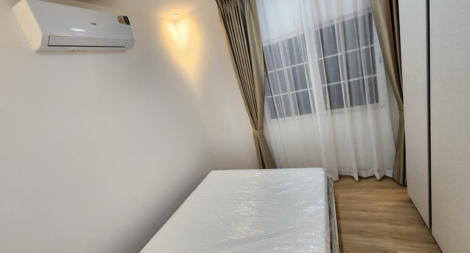 For rent 4 bedrooms house in Mueang Samut Prakan, Samut Prakan