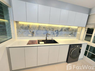 For rent 4 bedrooms house in Mueang Samut Prakan, Samut Prakan