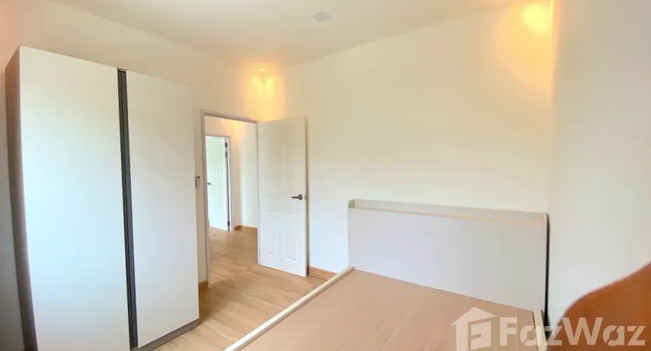 For rent 4 bedrooms house in Mueang Samut Prakan, Samut Prakan