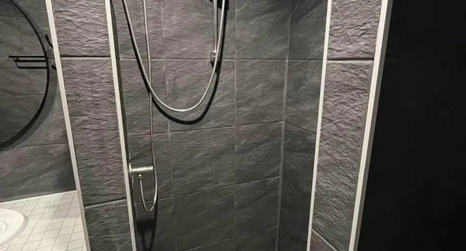 For rent 2 bedrooms townhouse in Watthana, Bangkok