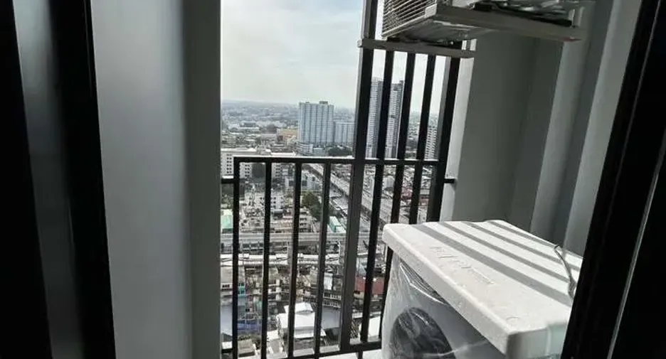 For rent 1 bed condo in Bang Kapi, Bangkok
