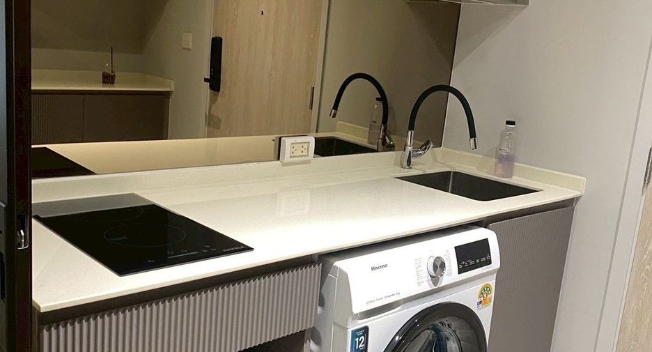For rent 1 bed condo in Watthana, Bangkok