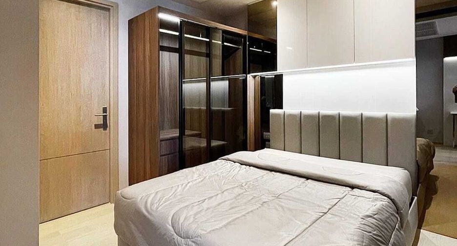 For rent 1 bed condo in Huai Khwang, Bangkok