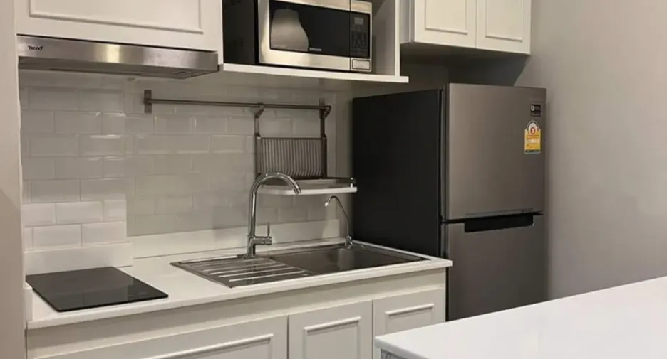 For rent 1 bed condo in Pathum Wan, Bangkok