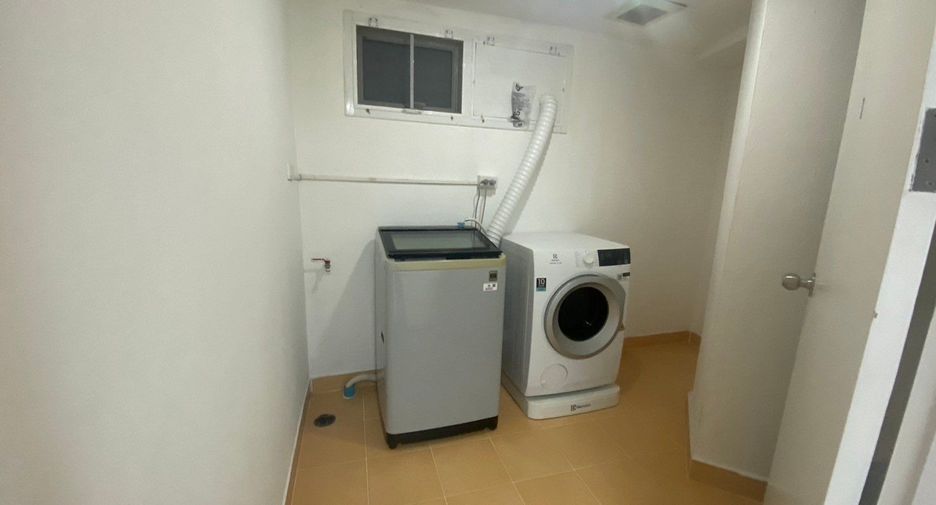 Apartamento en alquiler de 2 habitaciones en Watthana, Bangkok