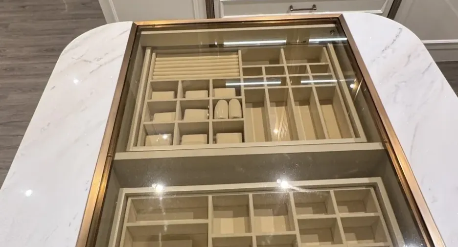 出租 4 卧室 独立屋 在 Saphan Sung, 曼谷