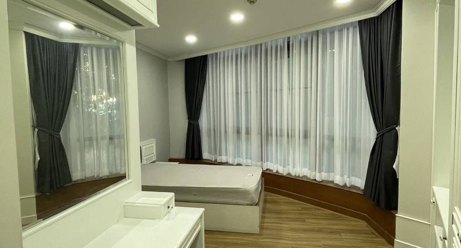 Wohnung zur Miete mit 2 Zimmer in Watthana, Bangkok