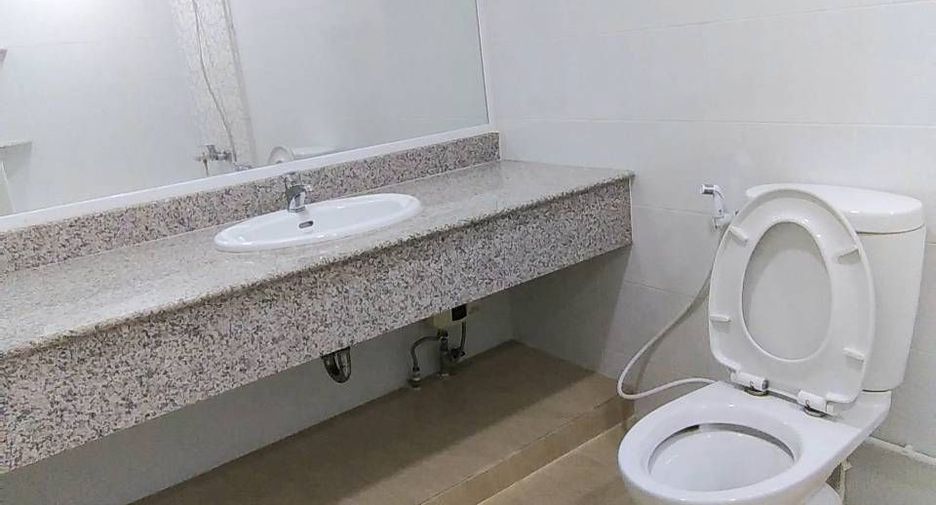 Wohnung zur Miete mit 2 Zimmer in Watthana, Bangkok