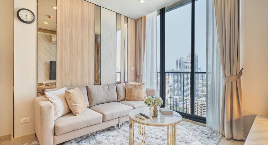 For rent 2 bedrooms condo in Watthana, Bangkok