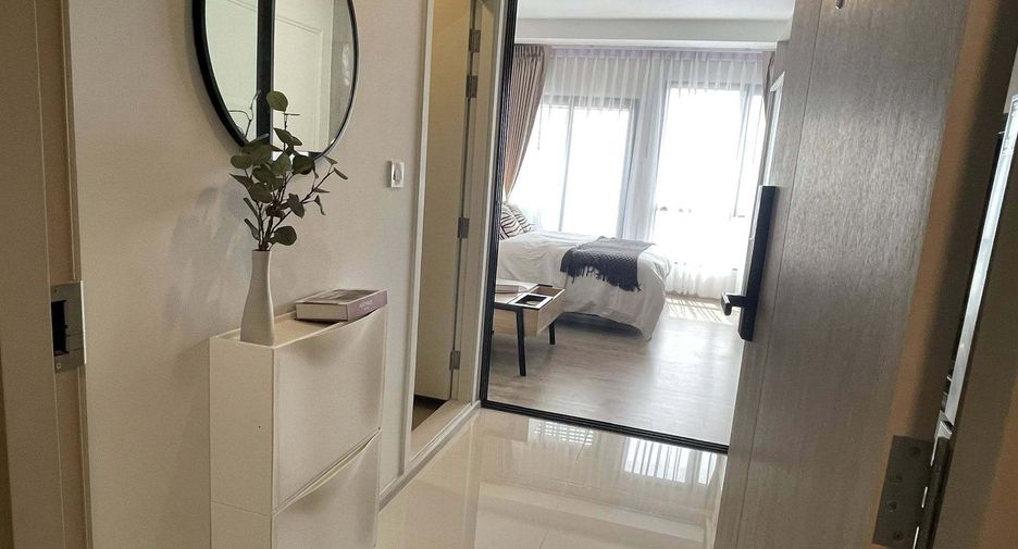 For rent 1 bed condo in Watthana, Bangkok