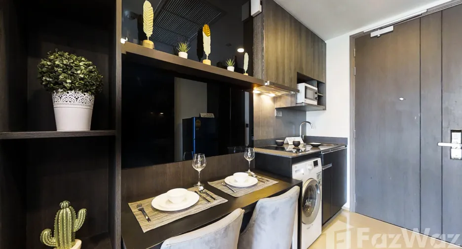 For rent 1 bed condo in Bang Rak, Bangkok