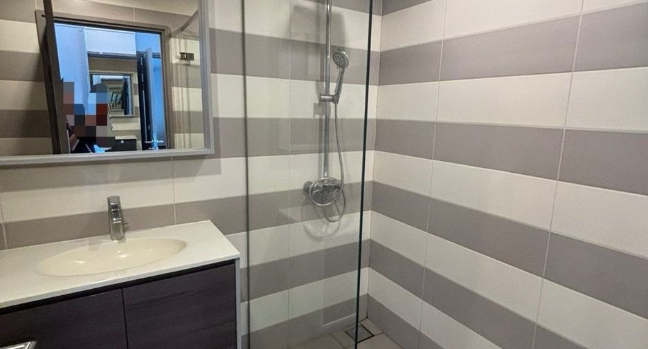 Аренда 2 спальни кондо в Щаттхана, Бангкок