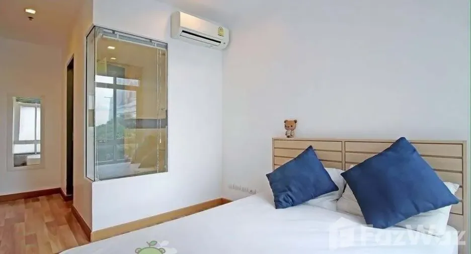 For rent 1 bed condo in Phra Khanong, Bangkok