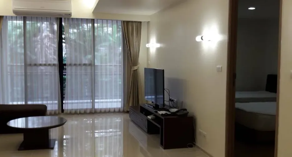 For rent 2 bedrooms condo in Khlong Toei, Bangkok
