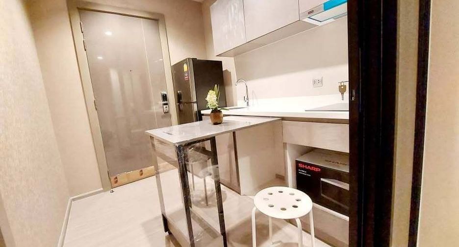 For rent studio condo in Huai Khwang, Bangkok