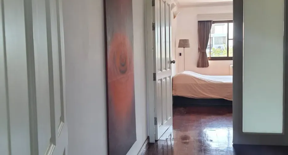 Casa adosada en alquiler de 3 habitaciones en Watthana, Bangkok