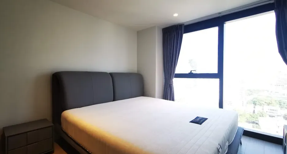 For rent 2 bedrooms condo in Sathon, Bangkok