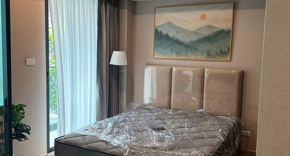 For rent 1 bed condo in Huai Khwang, Bangkok