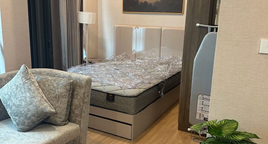 For rent 1 bed condo in Huai Khwang, Bangkok