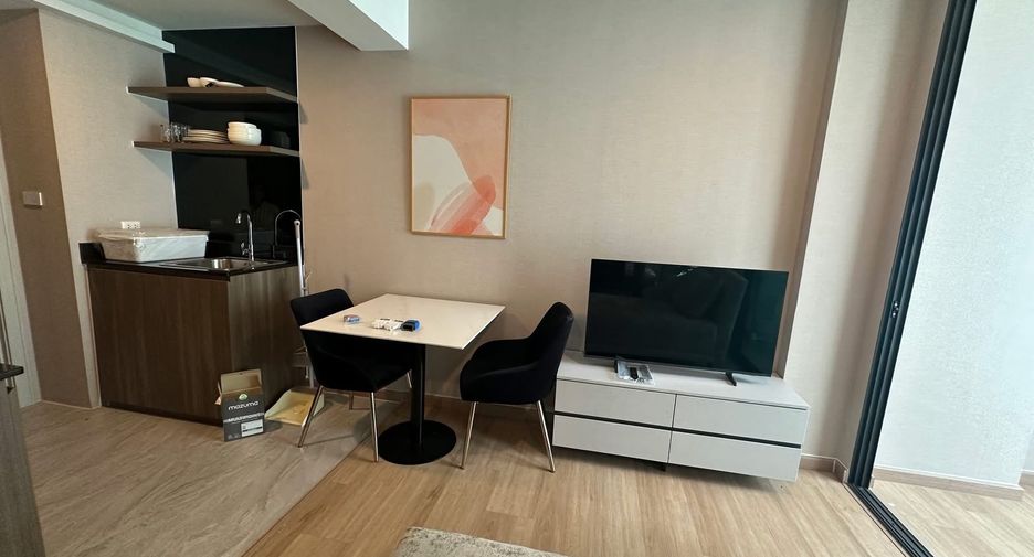 For rent 1 bed condo in Huai Khwang, Bangkok