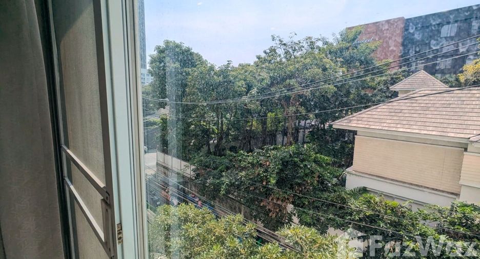 Wohnung zur Miete mit 2 Zimmer in Khlong Toei, Bangkok