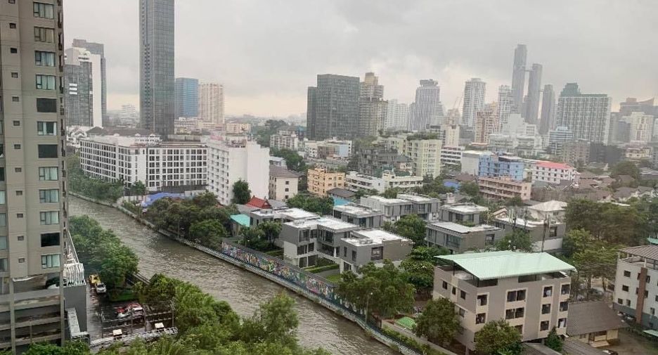À louer 1 chambre condo à Watthana, Bangkok