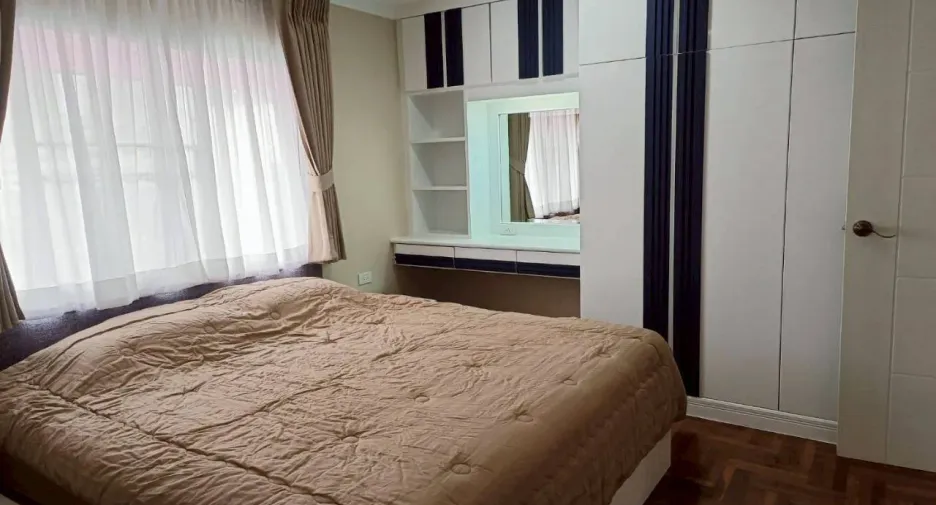 Condo en alquiler de 2 habitaciones en Watthana, Bangkok