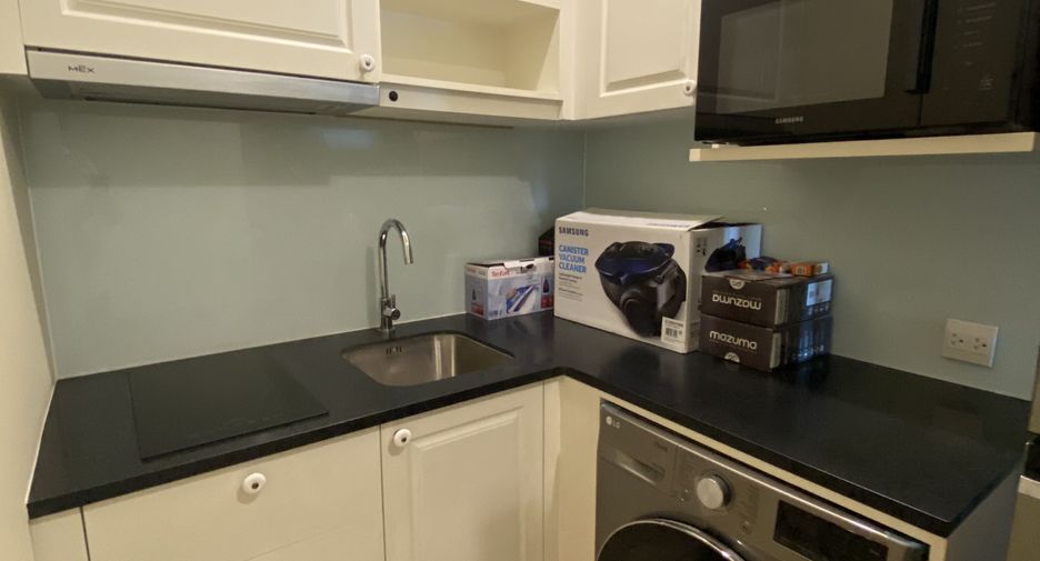 Wohnung zur Miete mit 2 Zimmer in Watthana, Bangkok