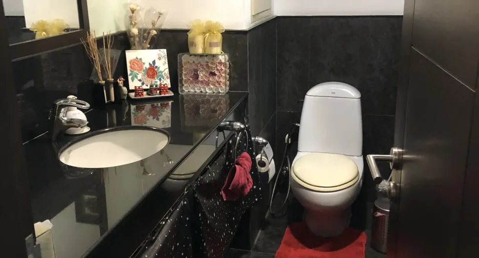 For rent 3 bedrooms condo in Watthana, Bangkok