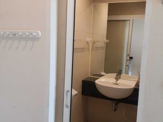Аренда 1 кровать кондо в Кхлонг Сан, Бангкок