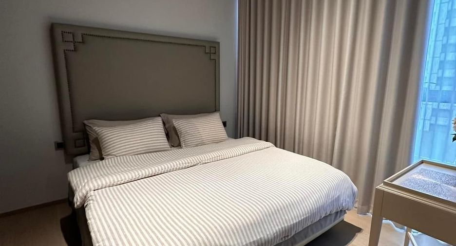 For rent 2 bedrooms condo in Pathum Wan, Bangkok