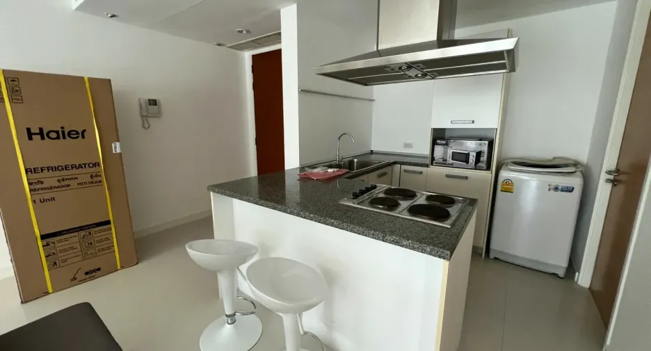 Condo en alquiler de 2 habitaciones en Khlong Toei, Bangkok
