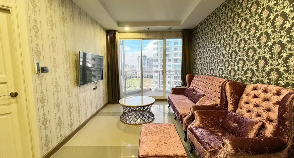 Wohnung zur Miete mit 2 Zimmer in Huai Khwang, Bangkok