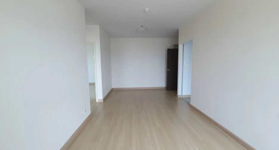 For rent 2 ベッドルーム condo in Huai Khwang, Bangkok