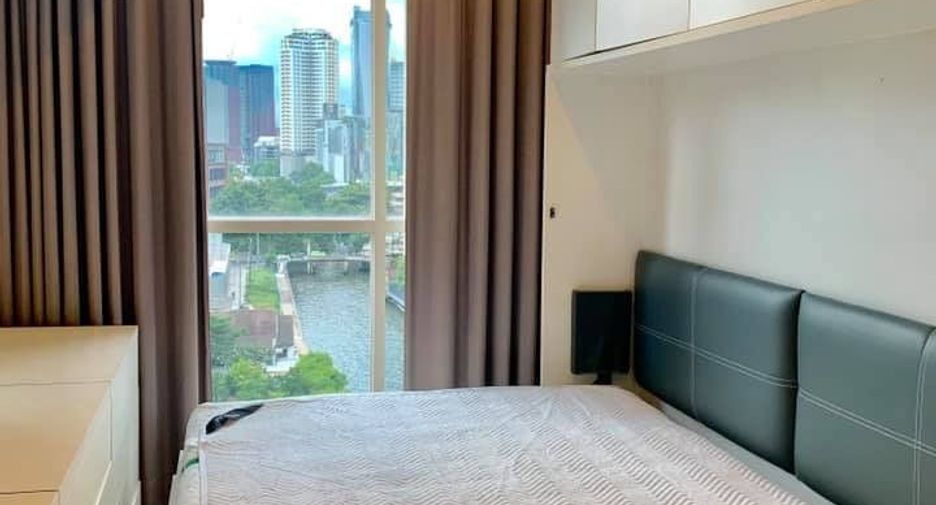 For rent 2 bedrooms condo in Pathum Wan, Bangkok