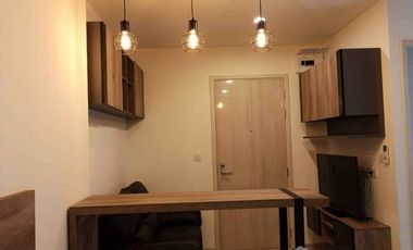 Condo en alquiler de estudio en Huai Khwang, Bangkok