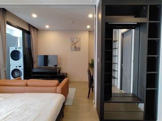 Wohnung zur Miete mit Studio in Khlong Toei, Bangkok