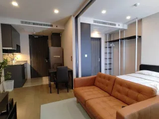 Wohnung zur Miete mit Studio in Khlong Toei, Bangkok