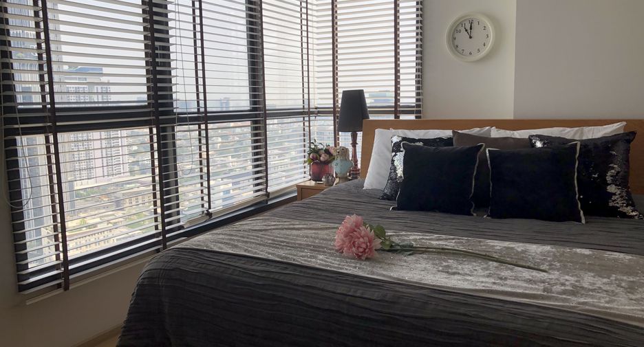 Condo en alquiler de 2 habitaciones en Watthana, Bangkok