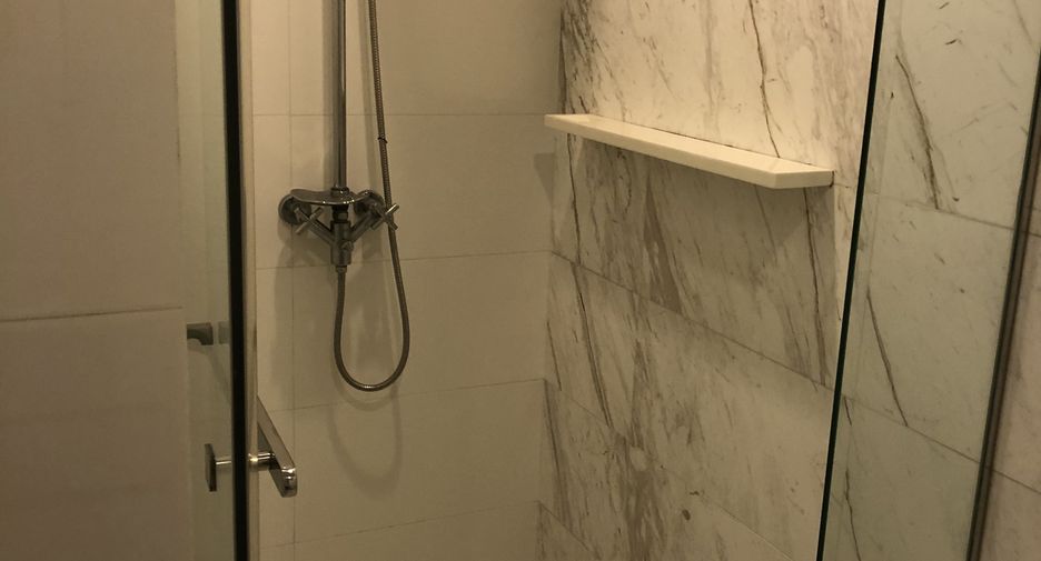 Condo en alquiler de 2 habitaciones en Watthana, Bangkok