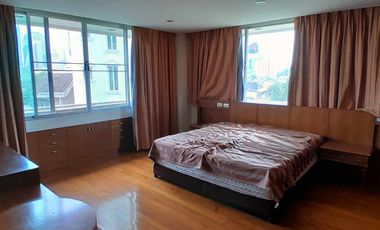 For rent 3 ベッドルーム condo in Khlong Toei, Bangkok