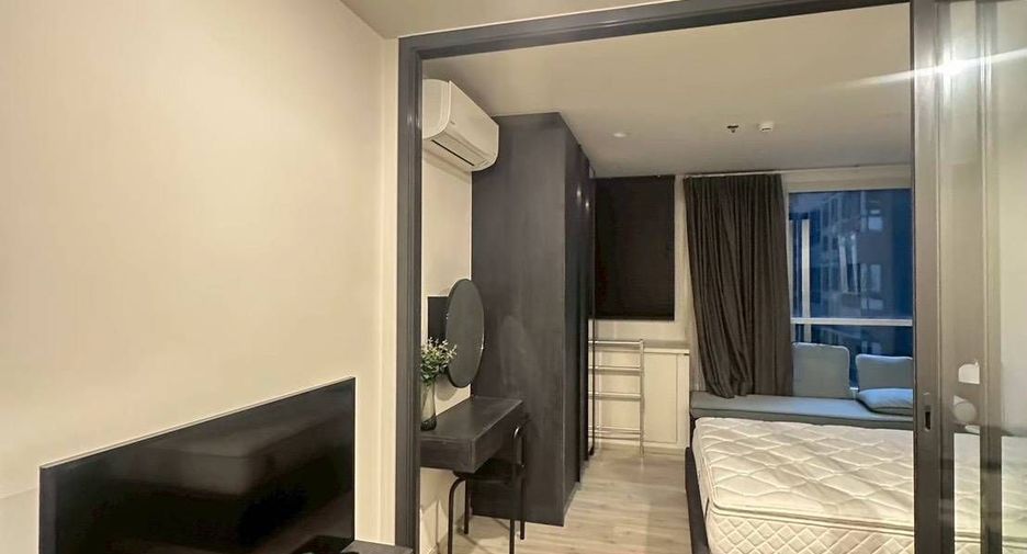 For rent 1 Beds condo in Huai Khwang, Bangkok